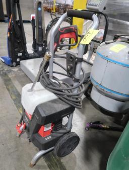 Hyper Tough pressure washer w/ hose and wand