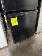 Hisense black mini fridge
