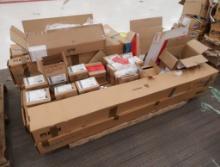 pallet of assorted Reloc Quick-Flex splitters, LED light fixtures & cords