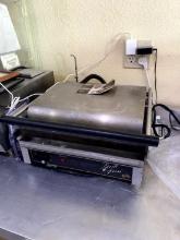 STAR GRILL EXPRESS PANINI PRESS