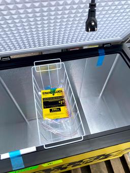 FRIGIDAIRE CHEST FREEZER