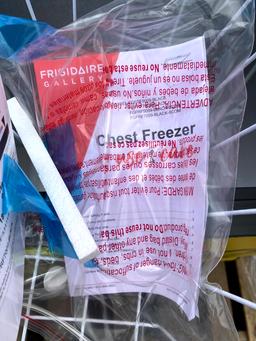 FRIGIDAIRE CHEST FREEZER