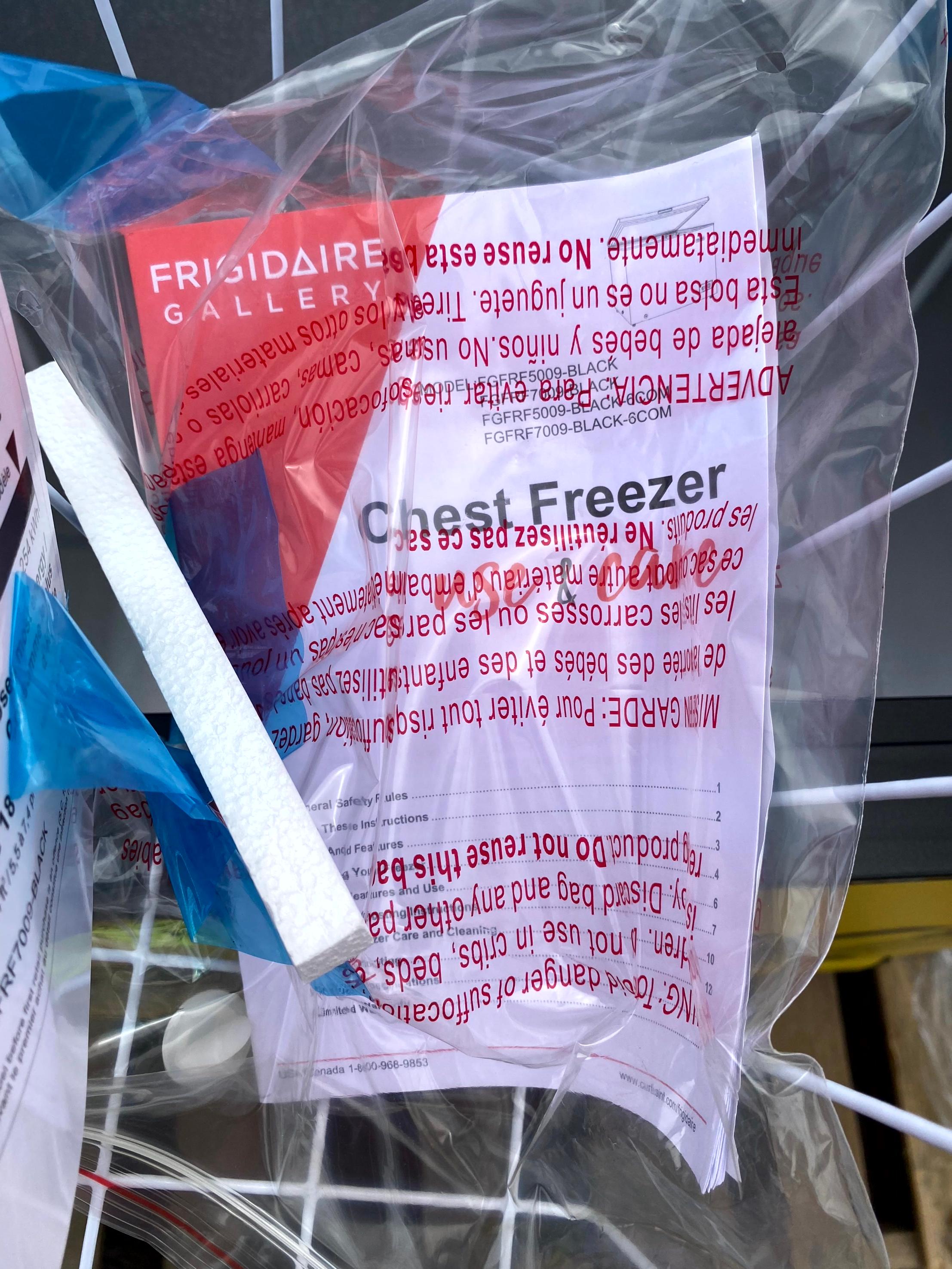 FRIGIDAIRE CHEST FREEZER