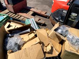 PALLET OF ASSORTED ITEMS