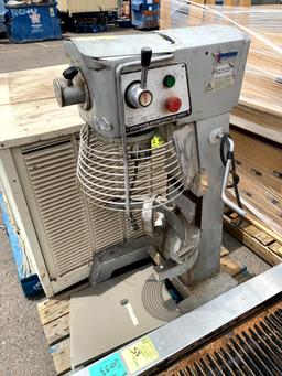 ONCAN 30QT MIXER
