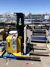 YALE ELECTRIC WALKIE STACKER