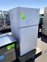 WHIRLPOOL HOUSEHOLD FRIDGE