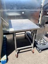 STAINLESS STEEL TABLE