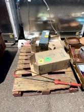 PALLET OF ASSORTED ITEMS