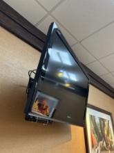 SHARP 40IN DISPLAY W/ WALL MOUNT