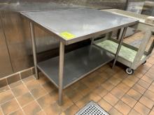48IN X 30IN X 34IN STAINLESS STEEL TABLE