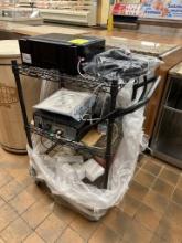 CAKE DECORATING SYSTEM ON PORTABLE WIRE RACK