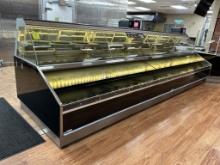 16FT RUN OF 2011 BARKER BAKERY SERVICE/SELF SERVE CASES