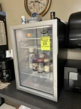 DANBY GLASS DOOR REFRIGERATION