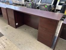 72IN X 24IN X 30IN WOODEN DESK