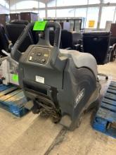 ADVANCE BU800 FLOOR SCRUBBER