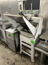 OLIVER 797-32 BREAD SLICER