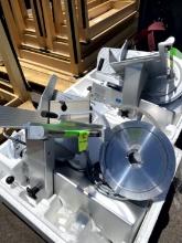2013 BIZERBA DELI SLICER