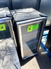 IDW GLASS DOOR COOLER