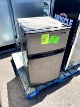 DANBY MINI FRIDGE