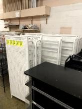 SLIM END CAP DISPLAY WITH PEG BOARD