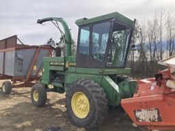 John Deere 5460 Silage Combine