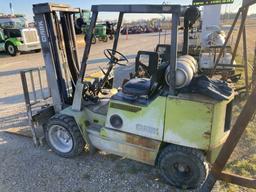 Clark GPS30MB Forklift