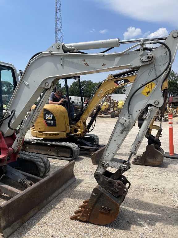 Takeuchi TB240 Mini Excavator