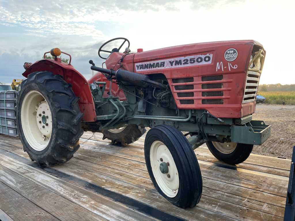 Salvage Yanmar YM2500 Tractor