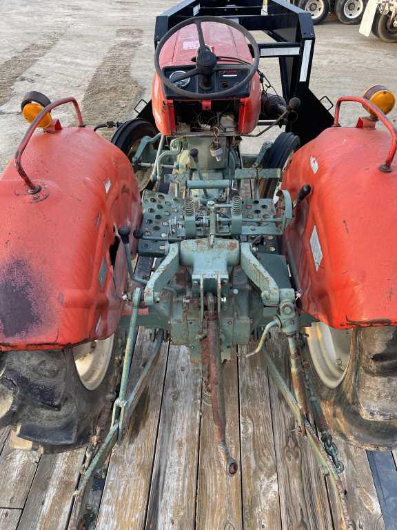 Salvage Yanmar YM2500 Tractor