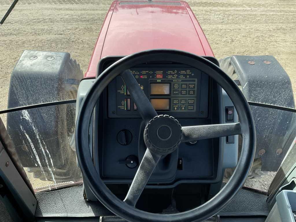 Case IH 8940 Tractor