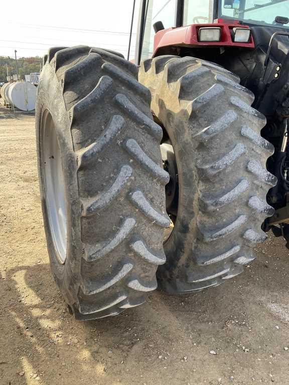 Case IH 8940 Tractor