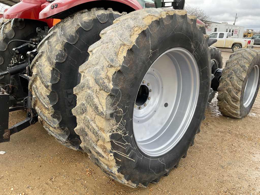 2010 Case IH Magnum 335 AFS Tractor