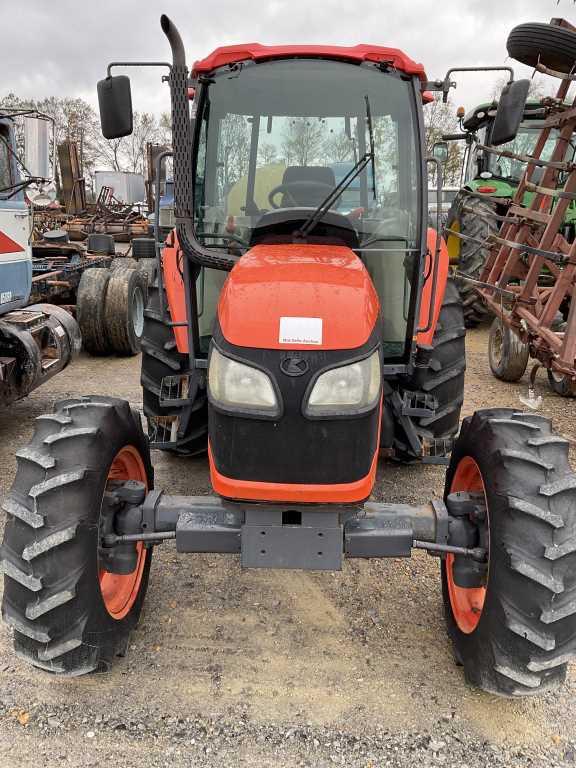 Kubota M8540 Tractor