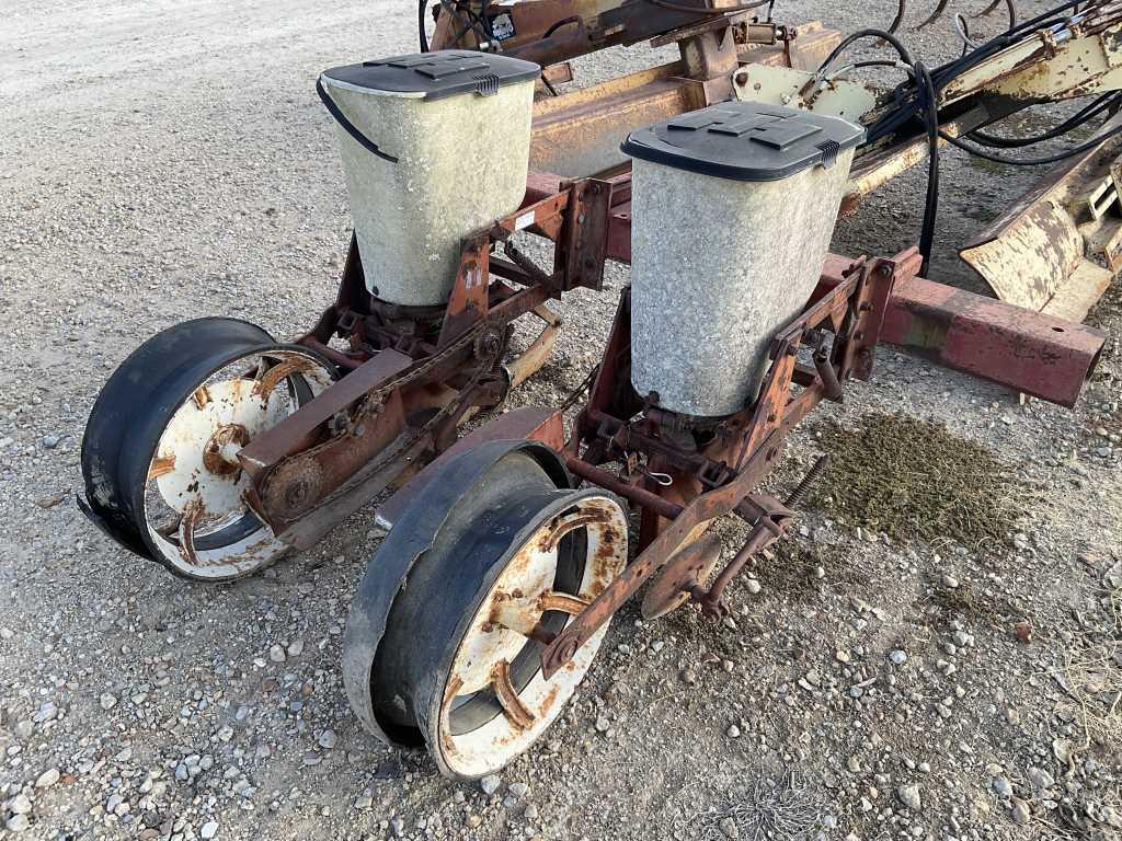 International Harvester 2 Row Planter