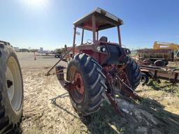 Salvage International 1486 Tractor