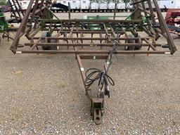 John Deere 960 Field Cultivator