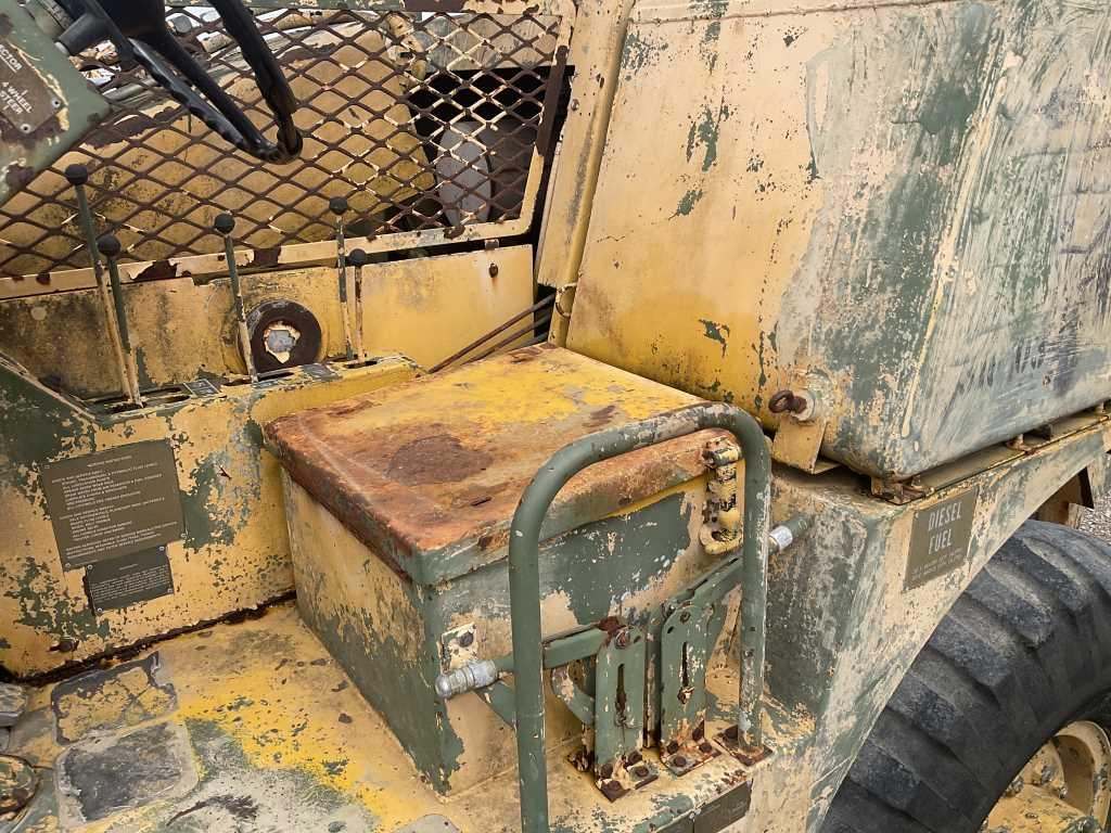 1984 Pettibone MC16000RTI Telescoping Wheel Loader