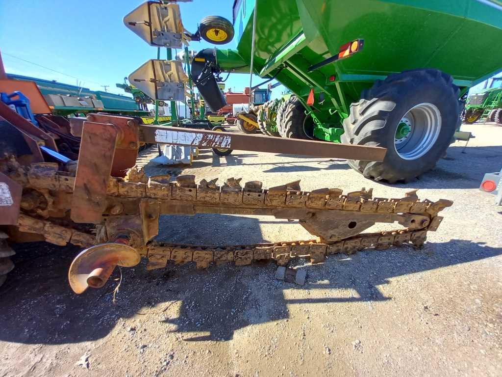 Ditch Witch 7510 Trencher