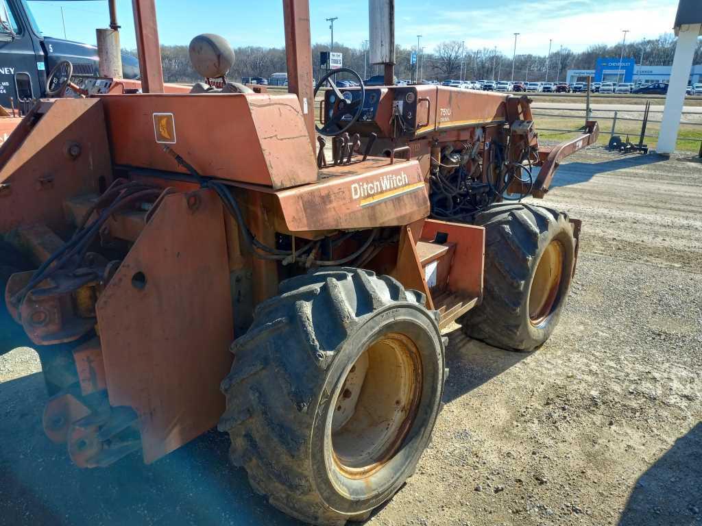 Ditch Witch 7510 Trencher