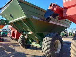 Brent 874 Grain Cart