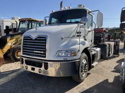 2011 Mack Pinnacle CXU613 Truck Tractor