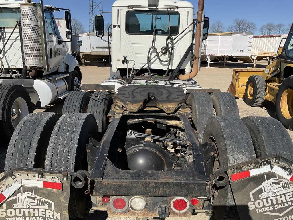2011 Mack Pinnacle CXU613 Truck Tractor