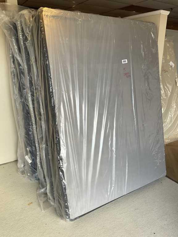 Reg Queen box spring