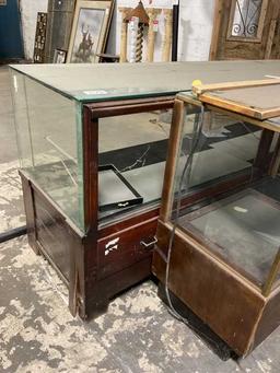 Display case