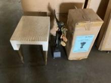 Table,Statue,Pedestal
