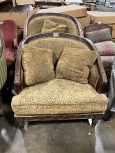 Set of chairs