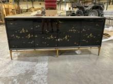 Side board