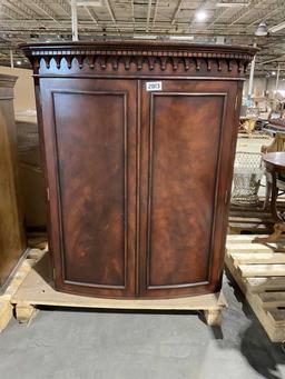 Cabinet top