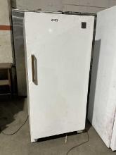 Fridges 28x28x60
